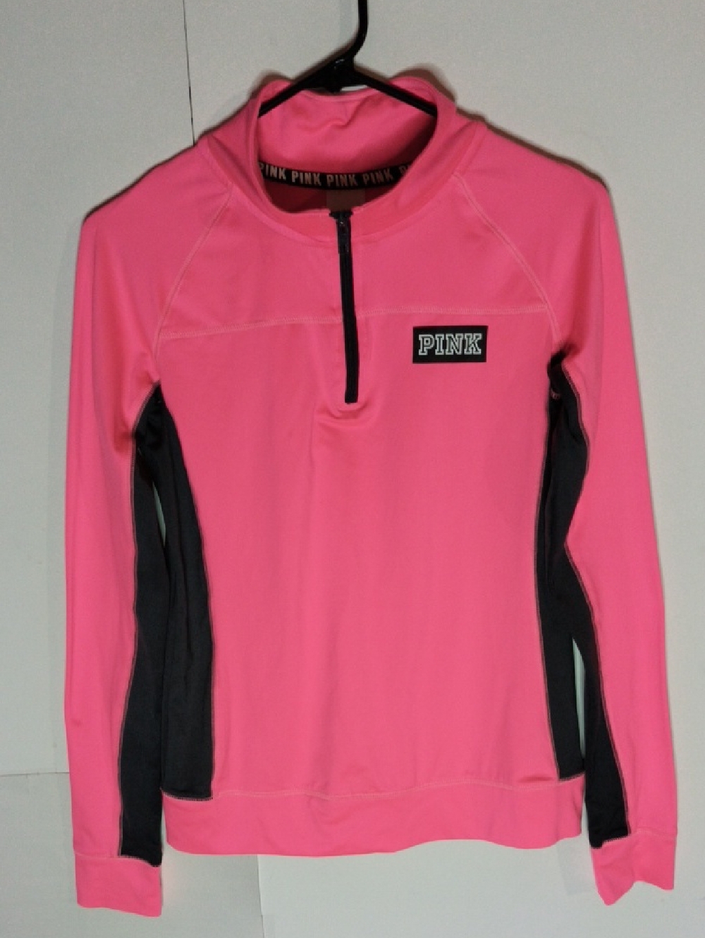 Victoria's Secret PINK Ultimate 1/4 Zip Woman's Pink And Black Pullover NWOT